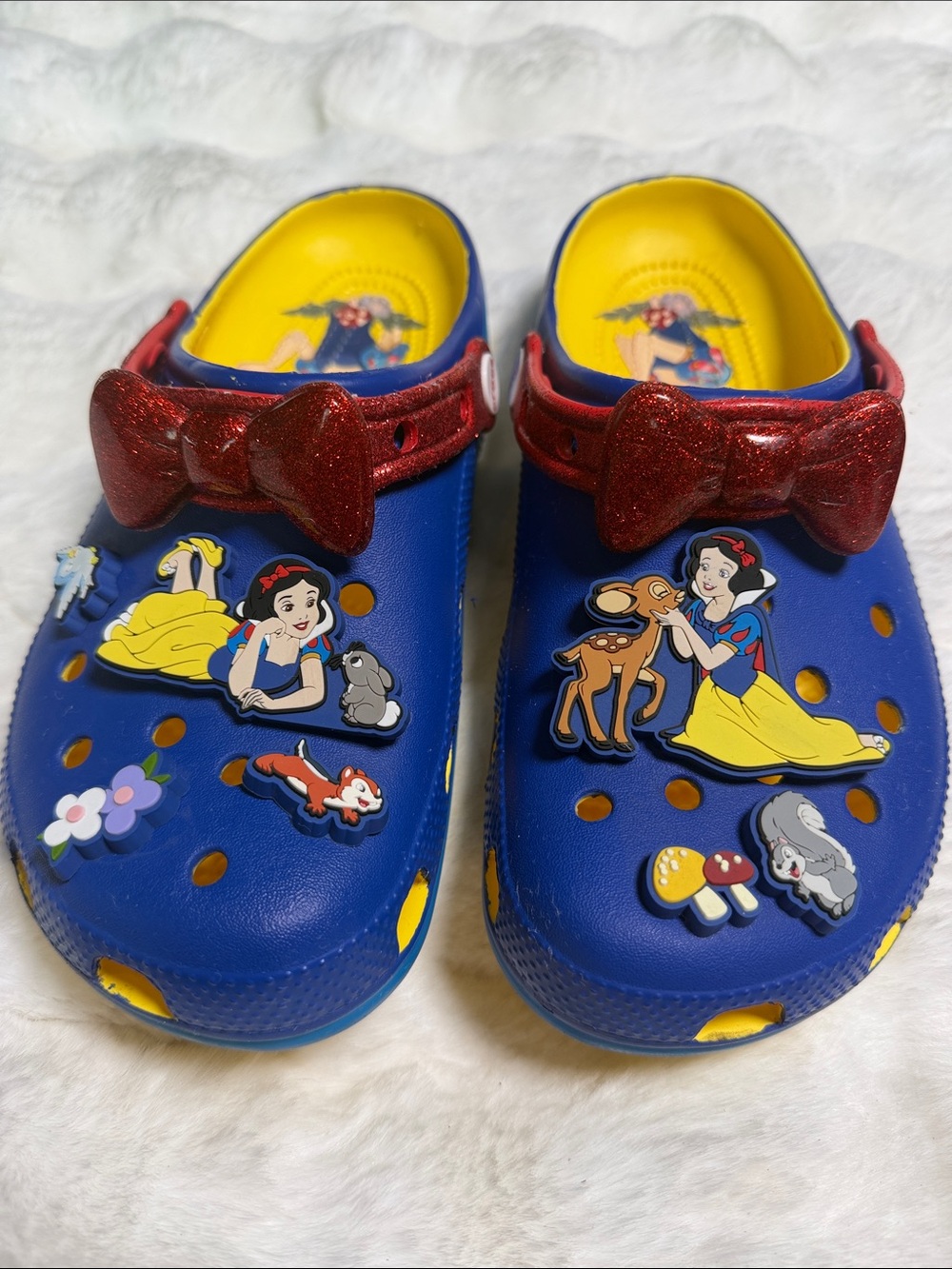 Crocs Disney Snow White